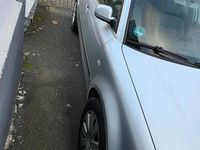 Gebraucht VW Passat 116 PS (85 kW) 2004 Grau Limousine