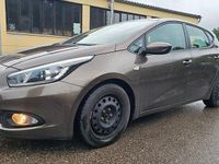 Gebraucht Kia Ceed Edition 7 99 PS (72 kW) 2012 Beige Kleinwagen