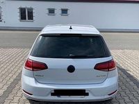 Gebraucht VW Golf VII Sound 150 PS (110 kW) 2018 Weiß Limousine