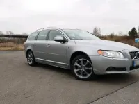 Gebraucht Volvo V70 215 PS (158 kW) 2012 Silber Kombi