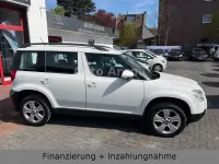 Gebraucht Skoda Yeti Family 105 PS (77 kW) 2012 Weiß SUV