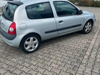 Gebraucht Renault Clio II 2002 Silber Kleinwagen