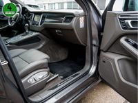 gebraucht Porsche Macan Turbo 3.6 BOSE NAVI SITZBELÜFTUNG PANO