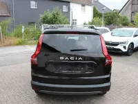 Gebraucht Dacia Jogger Expression 101 PS (74 kW) 2023 Schwarz Van / Kleinbus