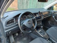 Gebraucht VW T-Roc Style 116 PS (85 kW) 2018 Grau SUV