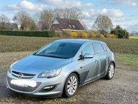 Gebraucht Opel Astra Edition 140 PS (102 kW) 2013 Grau Limousine