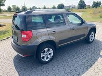 Gebraucht Skoda Yeti 105 PS (77 kW) 2012 Braun SUV