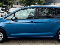 Gebraucht VW Touran Sound 150 PS (110 kW) 2017 Blau Van / Kleinbus