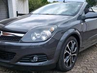 Gebraucht Opel Astra Cabriolet 116 PS (85 kW) 2009 Grau Cabrio