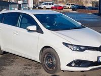 Gebraucht Toyota Auris Team 116 PS (85 kW) 2018 Weiß Kombi