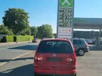 Gebraucht VW Sharan 140 PS (102 kW) 2009 Rot Van / Kleinbus