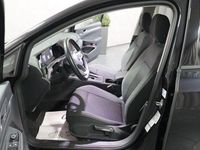 Gebraucht VW Golf VIII Active 116 PS (85 kW) 2022 Schwarz Limousine