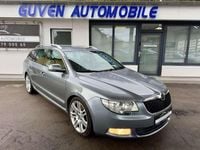 Gebraucht Skoda Superb Elegance 200 PS (147 kW) 2011 Grau Kombi