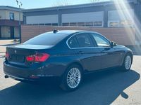Gebraucht BMW 316 136 PS (100 kW) 2013 Blau Limousine