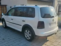 Używany VW Touran 170 KM (125 kW) 2007 Biały Minivan