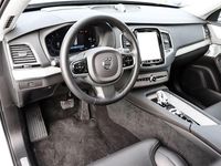 Gebraucht Volvo XC90 Ultimate 235 PS (172 kW) 2023 Crystal white / metallic SUV