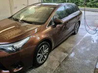 Gebraucht Toyota Avensis 143 PS (105 kW) 2015 Braun Kombi