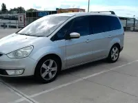 Usata Ford Galaxy 140 CV (102 kW) 2008 Argento Monovolume