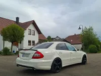 Gebraucht Mercedes E350 Avantgarde 272 PS (200 kW) 2008 Weiß Limousine