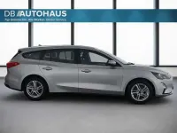 Używany Ford Focus Cool & Connect 125 KM (91 kW) 2021 Srebrny Kombi
