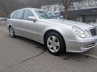 Gebraucht Mercedes E240 177 PS (130 kW) 2005 Silber Kombi