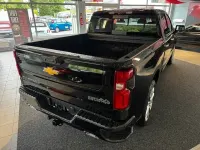 Neu Chevrolet Silverado 426 PS (313 kW) 2026 Schwarz SUV