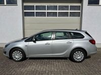 Gebraucht Opel Astra Edition 140 PS (102 kW) 2015 Silber Kombi