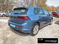 Gebraucht VW Golf VIII Life 116 PS (85 kW) 2024 Blau Limousine