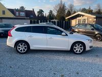 Gebraucht Volvo V60 114 PS (83 kW) 2014 Weiß Kombi