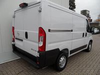Gebraucht Opel Movano 140 PS (102 kW) 2024 Casablancaweiß Van
