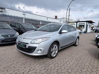 Gebraucht Renault Mégane III Dynamique 110 PS (80 kW) 2011 Silber Limousine