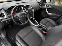 Gebraucht Opel Astra Edition 87 PS (63 kW) 2012 Grau Limousine