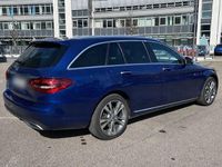 Gebraucht Mercedes C220 194 PS (142 kW) 2019 Blau Kombi