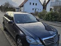 Gebraucht Mercedes E300 240 PS (176 kW) 2011 Grau Kombi