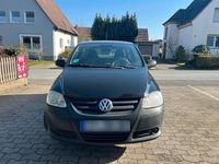 Gebraucht VW Fox 54 PS (39 kW) 2008 Schwarz Kleinwagen
