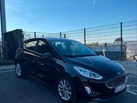 Gebraucht Ford Fiesta Titanium 101 PS (74 kW) 2018 Schwarz Kleinwagen