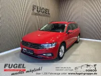 Gebraucht VW Passat Business 122 PS (89 kW) 2023 Tornadorot Kombi