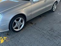 Gebraucht Mercedes E320 224 PS (164 kW) 2003 Grau Limousine