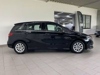 Gebraucht Mercedes B180 Style 109 PS (80 kW) 2017 Schwarz metallic Kleinwagen