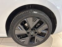 Gebraucht Opel Corsa-e 114 kW (156 PS) 2024 Arktis weiß Kleinwagen