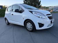 Gebraucht Chevrolet Spark 68 PS (50 kW) 2010 Weiß Kleinwagen