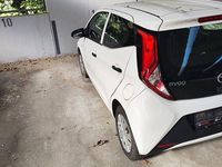 Gebraucht Toyota Aygo 72 PS (52 kW) 2019 Weiß Kleinwagen