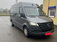 Gebraucht Mercedes Sprinter 190 PS (139 kW) 2023 Grau Van