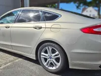 Gebraucht Ford Mondeo Titanium 241 PS (177 kW) 2015 Silber (titangrau metallic) Limousine