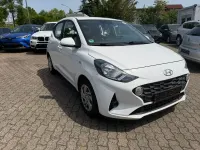 Gebraucht Hyundai i10 Select 67 PS (49 kW) 2021 Weiß Kleinwagen