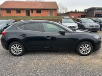 Gebraucht Mazda 3 Active 120 PS (88 kW) 2016 Schwarz Limousine