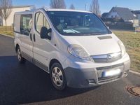 Gebraucht Opel Vivaro 146 PS (107 kW) 2011 Weiß Van / Kleinbus