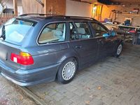 Gebraucht BMW 525 192 PS (141 kW) 2001 Grau Kombi