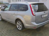 Gebraucht Ford Focus 109 PS (80 kW) 2010 Silber Kombi