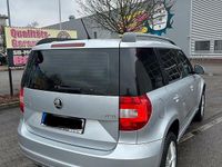 Gebraucht Skoda Yeti 105 PS (77 kW) 2014 Silber SUV